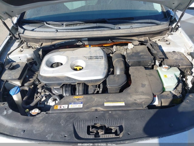KMHE24L11GA042060 Hyundai Sonata Hybrid Se