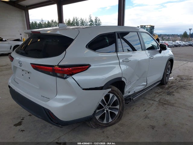 Toyota Highlander Xle 2023 5TDKDRBH3PS026443 Image 4