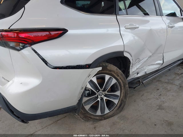 Toyota Highlander Xle 2023 5TDKDRBH3PS026443 Image 6