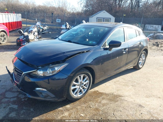 Mazda Mazda3 I Touring 2016 3MZBM1M70GM273275 Image 2