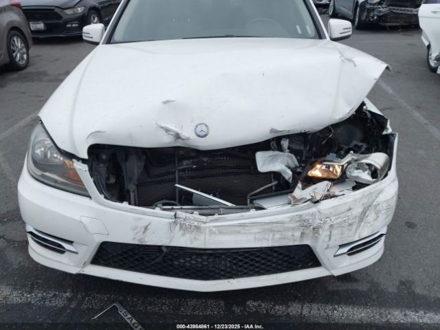 2013 MERCEDES-BENZ C 250 WDDGF4HB1DA856844 Photo 5