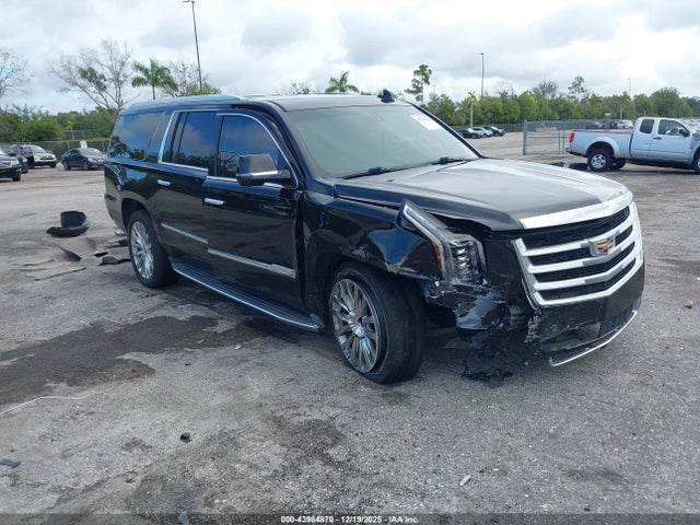 2015 CADILLAC ESCALADE ESV 1GYS3RKJ9FR579692 Photo 0