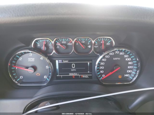 2018 CHEVROLET SUBURBAN 1GNSKKEC8JR135913 Photo 6