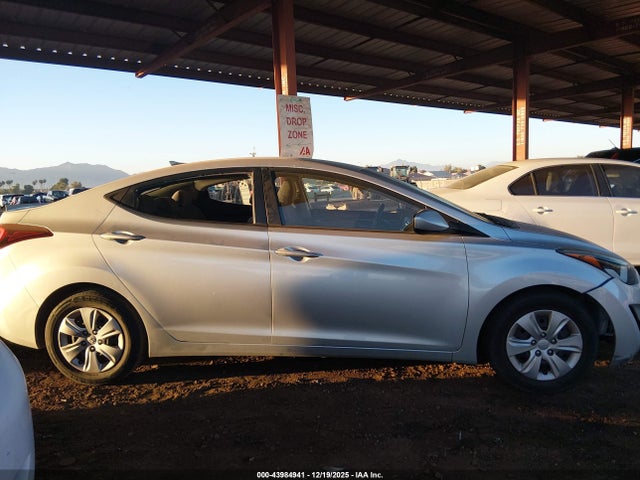 Hyundai ELANTRA SE 2016 5NPDH4AE7GH682965 Image 12