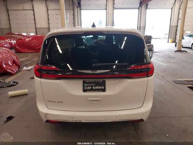 Chrysler Pacifica Touring L 2023 2C4RC1BG8PR624031 Image 16