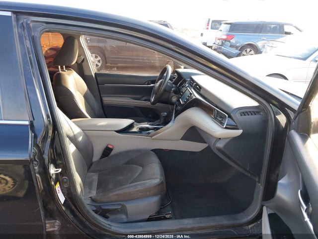 2019 TOYOTA CAMRY 4T1B11HK5KU243070 Photo 4