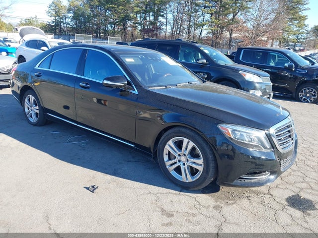 2017 MERCEDES-BENZ S 550 WDDUG8FB7HA300876