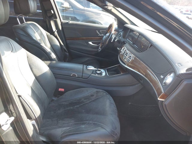 2017 MERCEDES-BENZ S 550 WDDUG8FB7HA300876 Photo 4