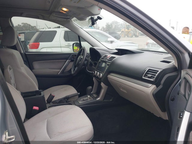 JF2SJAGC5JH407201 Subaru Forester 2.5i Premium