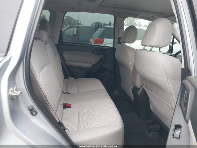 JF2SJAGC5JH407201 Subaru Forester 2.5i Premium