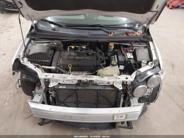 1G1JC6SH9F4174290 Chevrolet Sonic Lt Auto