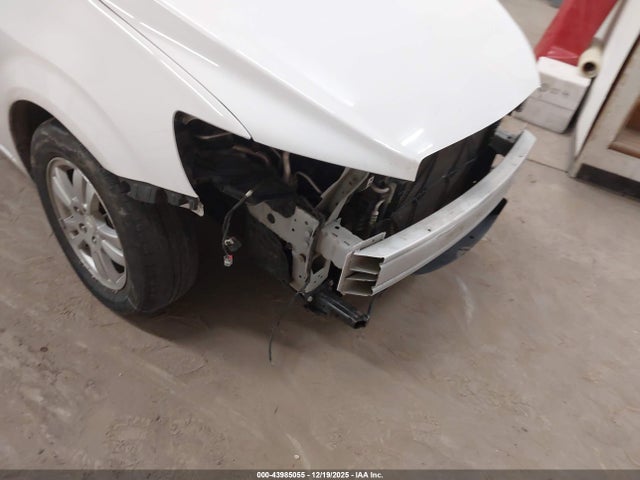 1G1JC6SH9F4174290 Chevrolet Sonic Lt Auto