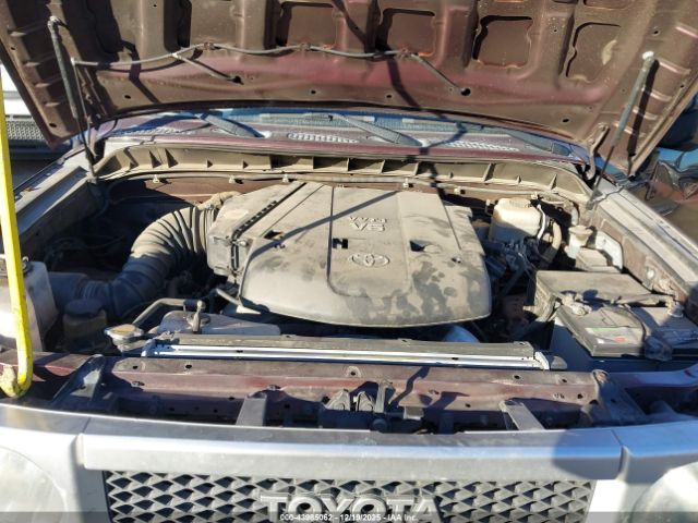 2007 TOYOTA FJ CRUISER JTEBU11F570028582 Photo 9