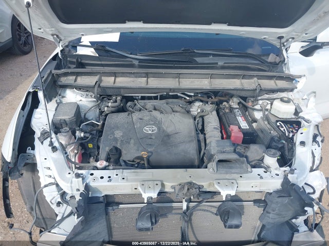 5TDGZRAH3NS100935 Toyota Highlander Xle