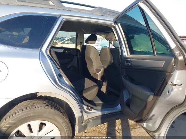 Subaru Outback 2.5i Premium 2017 4S4BSACC6H3301585 Image 8