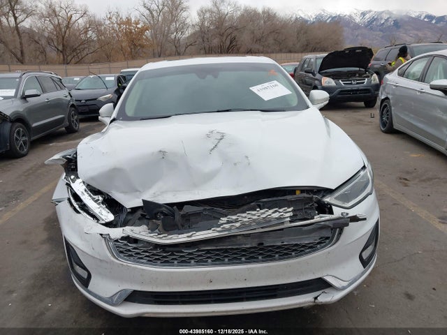 3FA6P0D9XKR143433 Ford Fusion Titanium