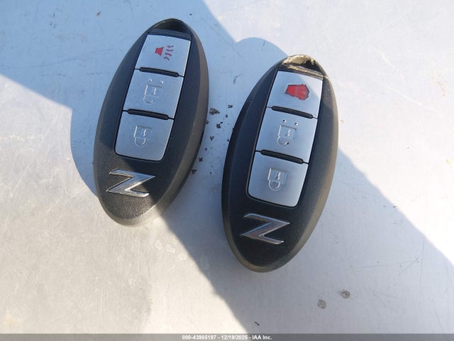 JN1AZ4EH8KM421947 Nissan 370Z