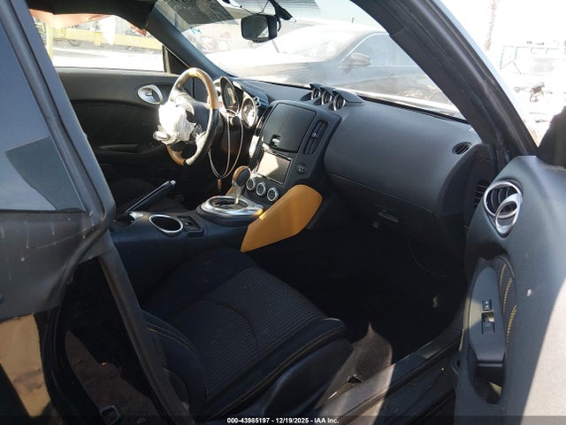 JN1AZ4EH8KM421947 Nissan 370Z