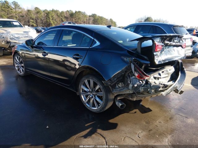 2018 MAZDA MAZDA6 JM1GL1WY7J1317794 Photo 2