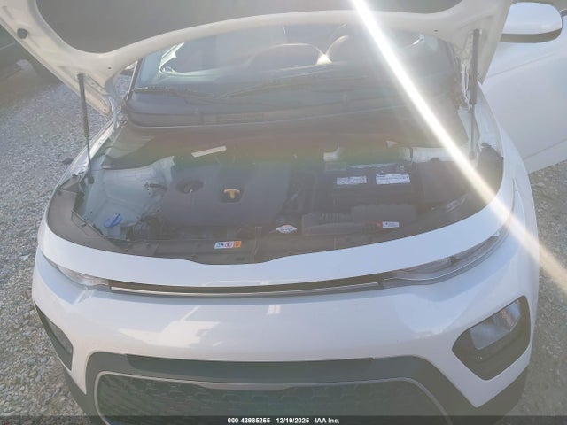 43985255 :رقم المزاد ، KNDJ23AU2L7720316 vin ، 2020 Kia Soul S مزاد بيع