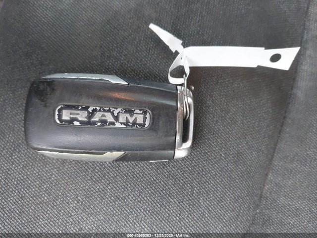 2019 RAM 1500 1C6SRFBT1KN833358 Photo 10