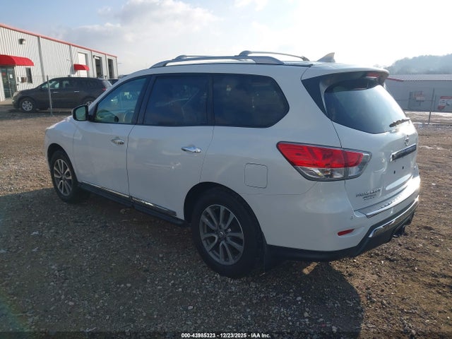 2014 NISSAN PATHFINDER 5N1AR2MN4EC708751 Photo 2