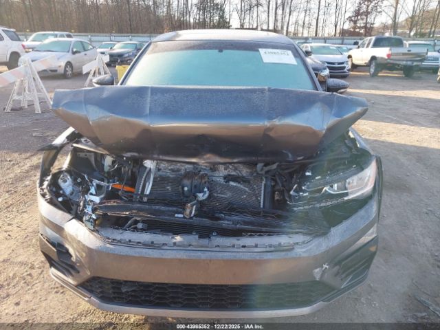 2018 VOLKSWAGEN PASSAT 1VWJM7A32JC040295 Photo 5