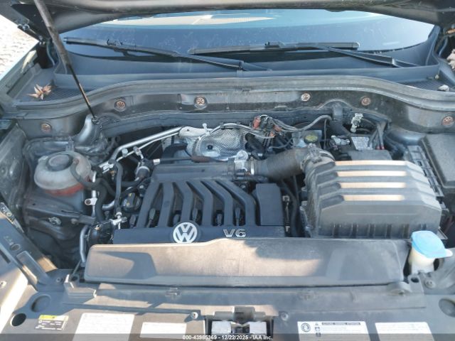 2018 VOLKSWAGEN ATLAS 1V2NR2CA8JC575098 Photo 9
