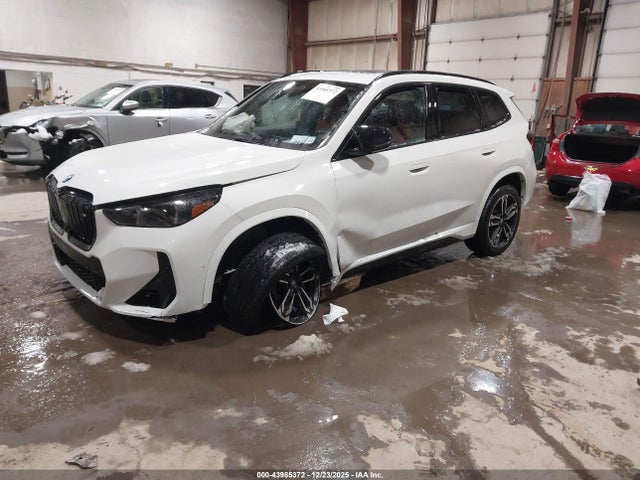 BMW X1 M35i 2026 WBX13EF06T5435521 Image 2