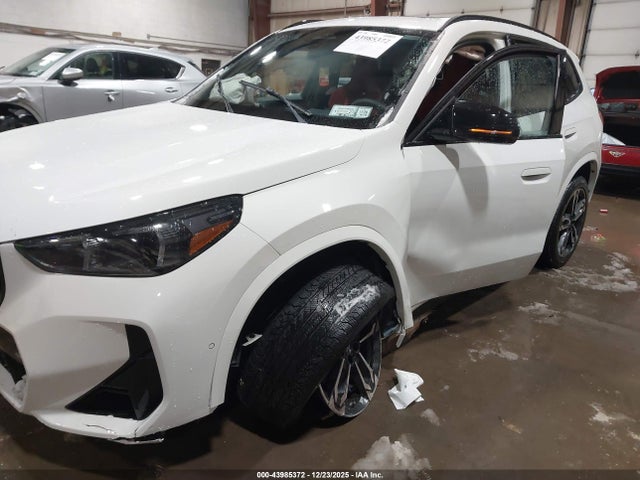 BMW X1 M35i 2026 WBX13EF06T5435521 Image 6