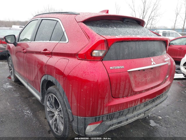 2018 MITSUBISHI ECLIPSE CROSS JA4AT5AA1JZ050042 Photo 2