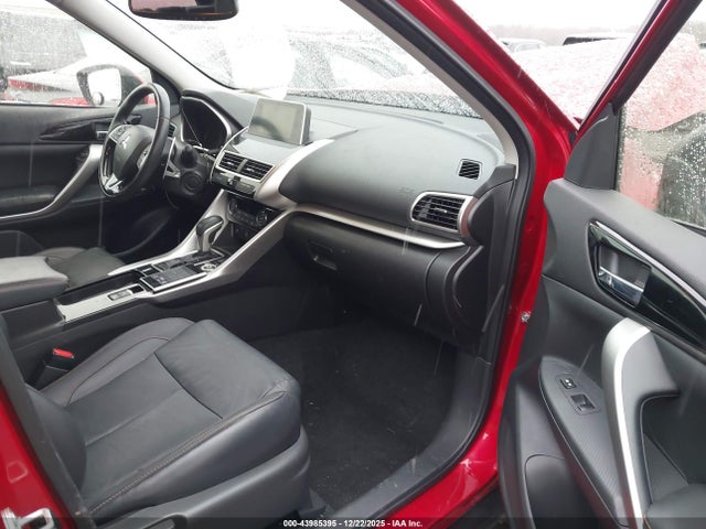 2018 MITSUBISHI ECLIPSE CROSS JA4AT5AA1JZ050042 Photo 4