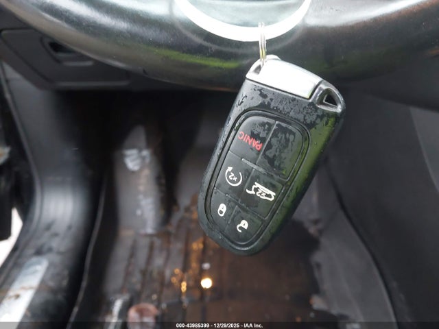 2019 JEEP CHEROKEE 1C4PJMDX8KD295399 Photo 10