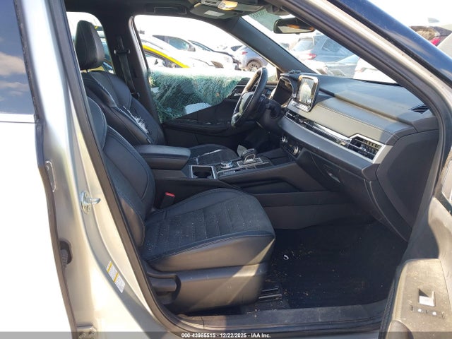 2022 MITSUBISHI OUTLANDER JA4J4UA83NZ077544 Photo 4