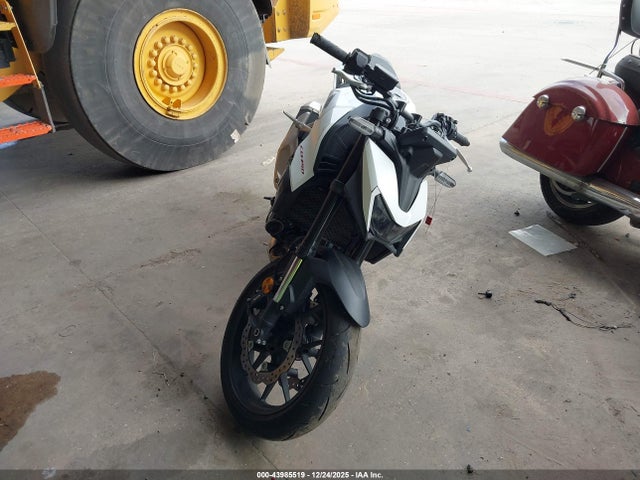 JH2RH2408SK000915 Honda Cb750 A