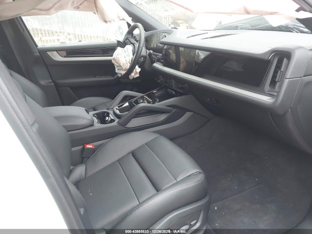 2025 PORSCHE CAYENNE WP1AA2AY0SDA04240 Photo 4