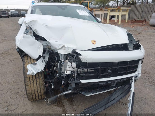 2025 PORSCHE CAYENNE WP1AA2AY0SDA04240 Photo 5