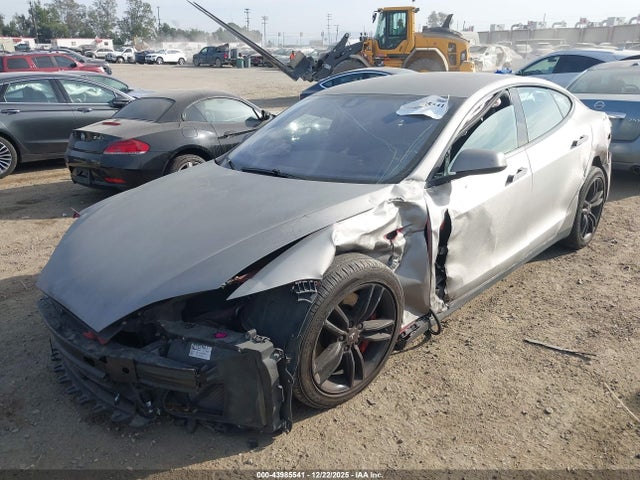 2015 TESLA MODEL S 5YJSA1H29FFP64375 Photo 1