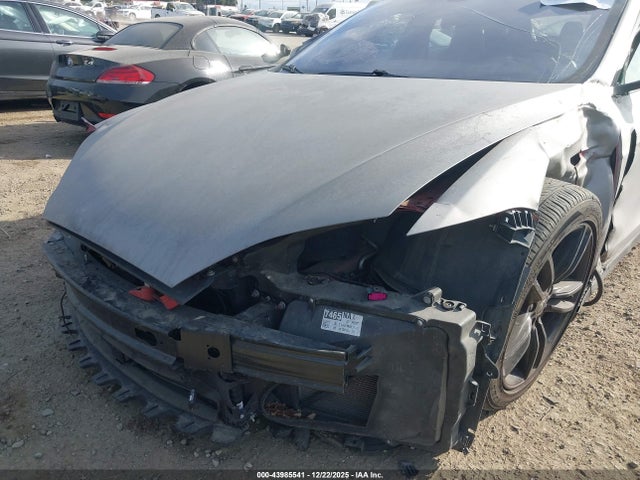 2015 TESLA MODEL S 5YJSA1H29FFP64375 Photo 5