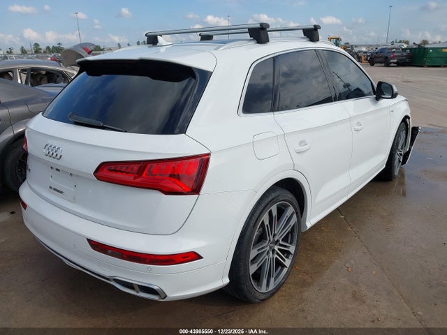 43985550 :رقم المزاد ، WA1A4AFY3J2118149 vin ، 2018 Audi Sq5 3.0t Premium Plus مزاد بيع