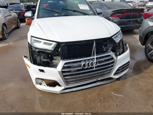 43985550 :رقم المزاد ، WA1A4AFY3J2118149 vin ، 2018 Audi Sq5 3.0t Premium Plus مزاد بيع