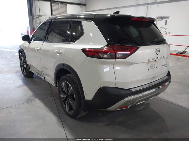 JN8BT3DDXPW308190 Nissan Rogue Platinum Intelligent Awd