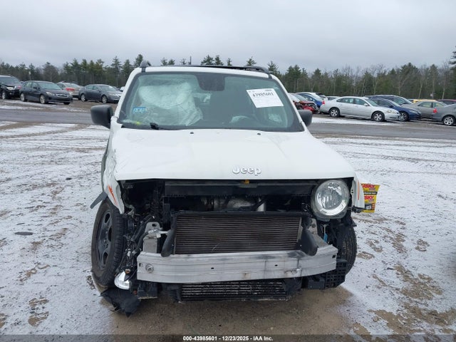 ZACCJBAH9JPH06647 Jeep Renegade Sport 4x4