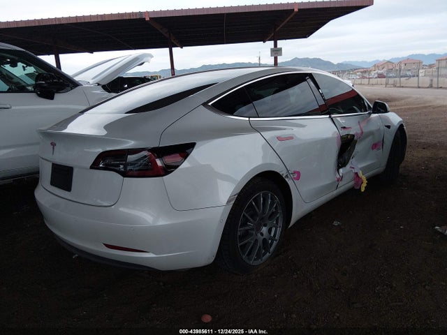 2020 TESLA MODEL 3 5YJ3E1EA2LF645180 Photo 3