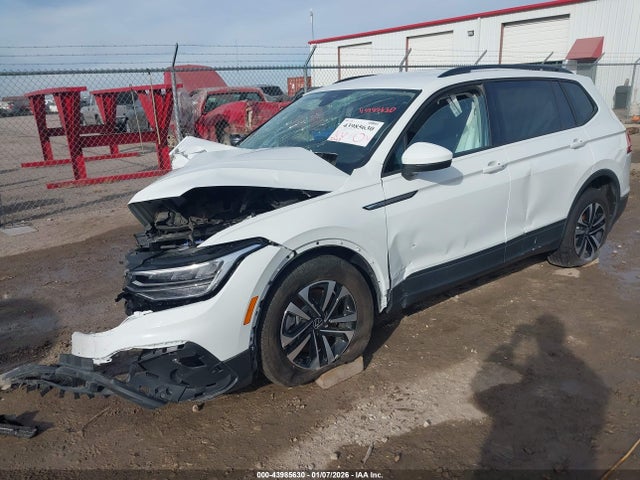 Продажа на аукционе авто 2024 Volkswagen Tiguan 2.0t S, vin: 3VVFB7AX1RM032850, номер лота: 43985630