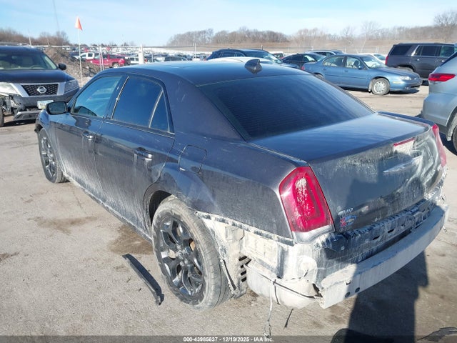2017 CHRYSLER 300 2C3CCAGG2HH553273 Photo 2