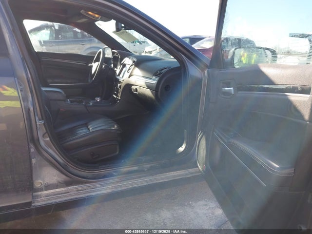 2017 CHRYSLER 300 2C3CCAGG2HH553273 Photo 4