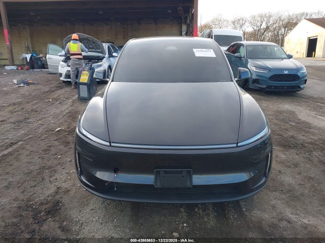 7SAYGDED8TF426478 Tesla Model Y Rwd
