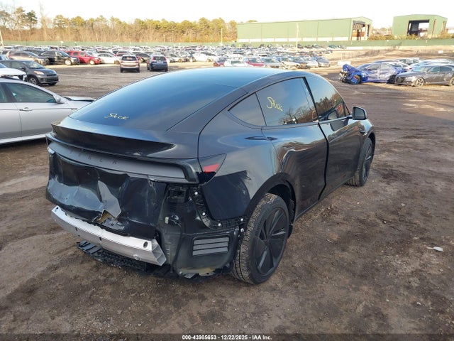 7SAYGDED8TF426478 Tesla Model Y Rwd