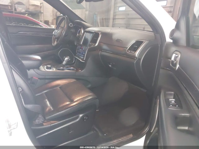 Продажа на аукционе авто 2018 Jeep Grand Cherokee High Altitude 4x4, vin: 1C4RJFCG8JC214654, номер лота: 43985675